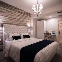 Superior Double Room (Polymnia)