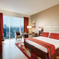 Business Class Room with King or Twin Beds