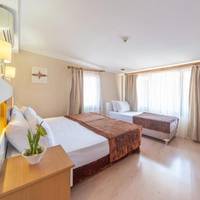 Quadruple Room with Private Bathroom