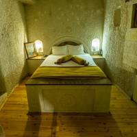 Cave Suite