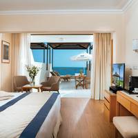 Executive One-Bedroom Suite With Sea View