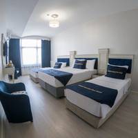 Quadruple Room with Sea View