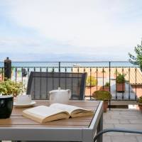 Two-Bedroom Apartment (4 Adults) with Sea View