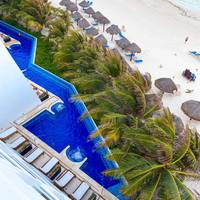 Junior Suite Swim Up