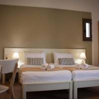 Studio (2 Adults)
