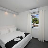 Superior Suite with Sea View and Outdoor Hottub