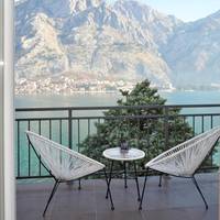 One-Bedroom Apartment with Sea View