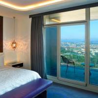 Executive Double Room with Club Lounge Access