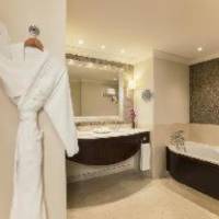 Room #6994040