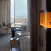 Room #18343925