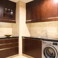 One bedroom Residential Suite with Lounge access