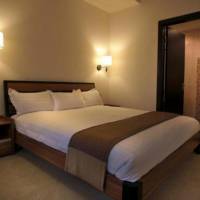 Room #32499728