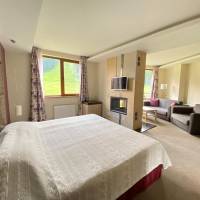 Superior Junior Suite with Slopes View