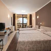 Room #2931933