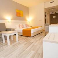 Room #24765410