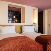 Luxury Twin Room with View