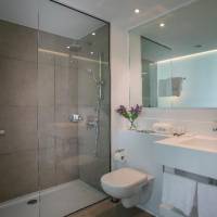 Room #1720349