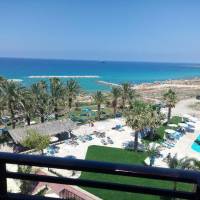 Room #1720517