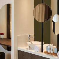 Room #4989820