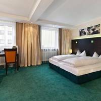 Room #6605136