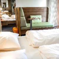 Room #6862344