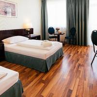 Room #6162759