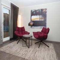 Room #2360608