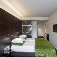 Room #2204373
