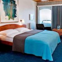 Room #2208429