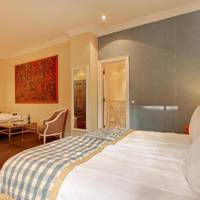 Room #2213967