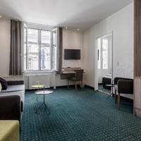 Room #2214244