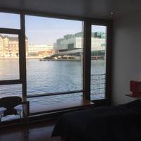 Room #17482403
