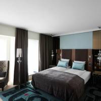 Room #17489122