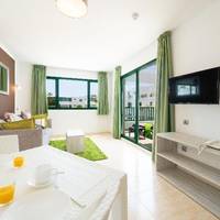 Room #1329435