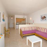 Room #1329441