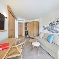 Junior Suite with Terrace (2 Adults + 2 Children) 