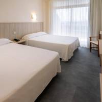 Double or Twin with Pool View (2 Adults + 2 Children)