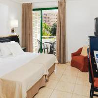 Room #9087773