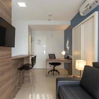 Family Room (2 Adults + 2 Children under 12 years old)