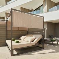 The Level Grand Premium with Sea View and Solarium (2 adults + 2 children)