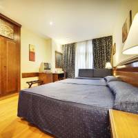 Room #9294138