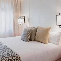 Room #9240536