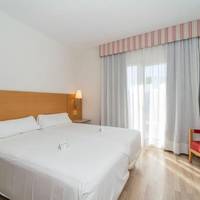 Double or Twin Room with City View