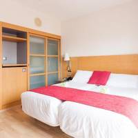 Room #1255144