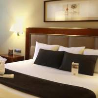 Room #9121808