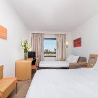Room #9354745