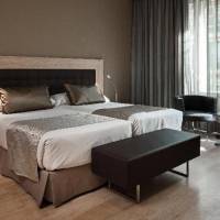 Room #26609337