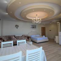 Queen Suite with Sea View