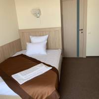 Standard Single Room with Mountain View