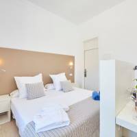 Select Double Room (2 Adults)